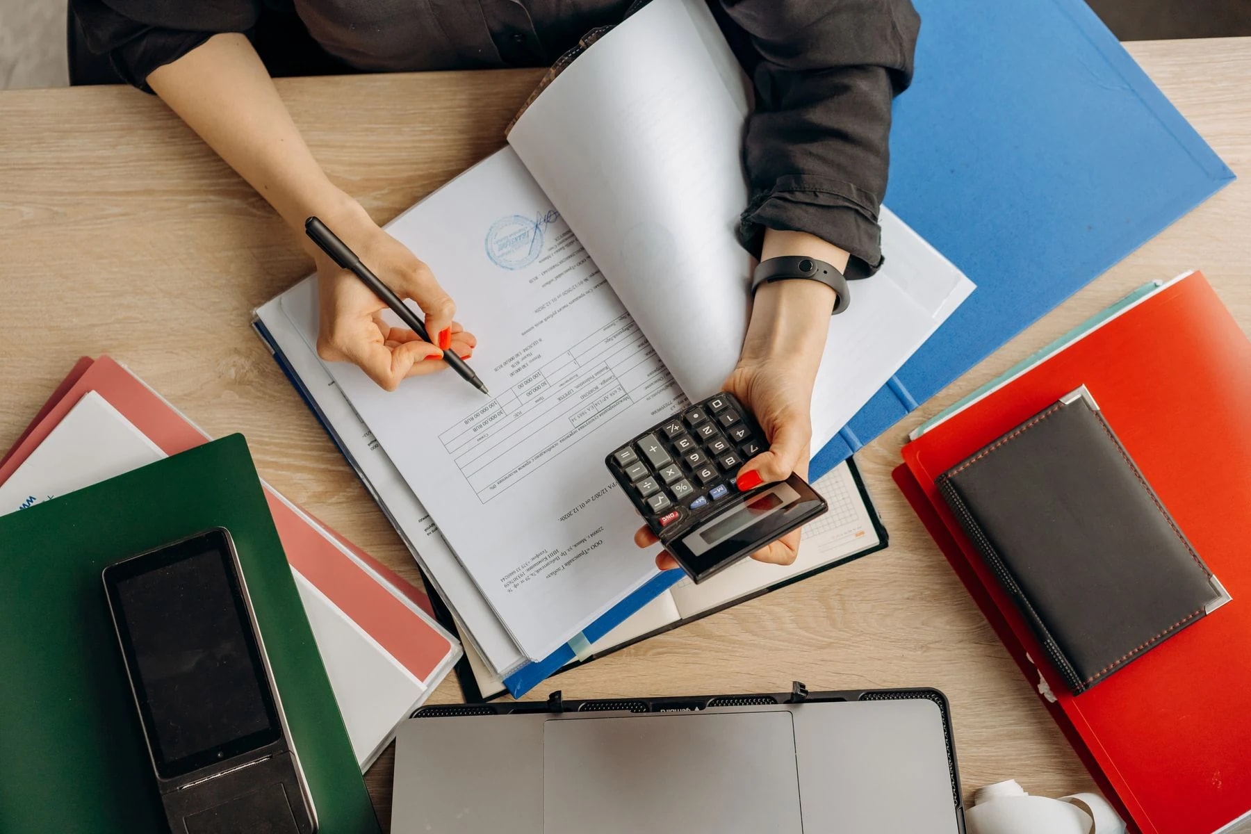 Unpaid-invoice reminders with Claude: document before claiming